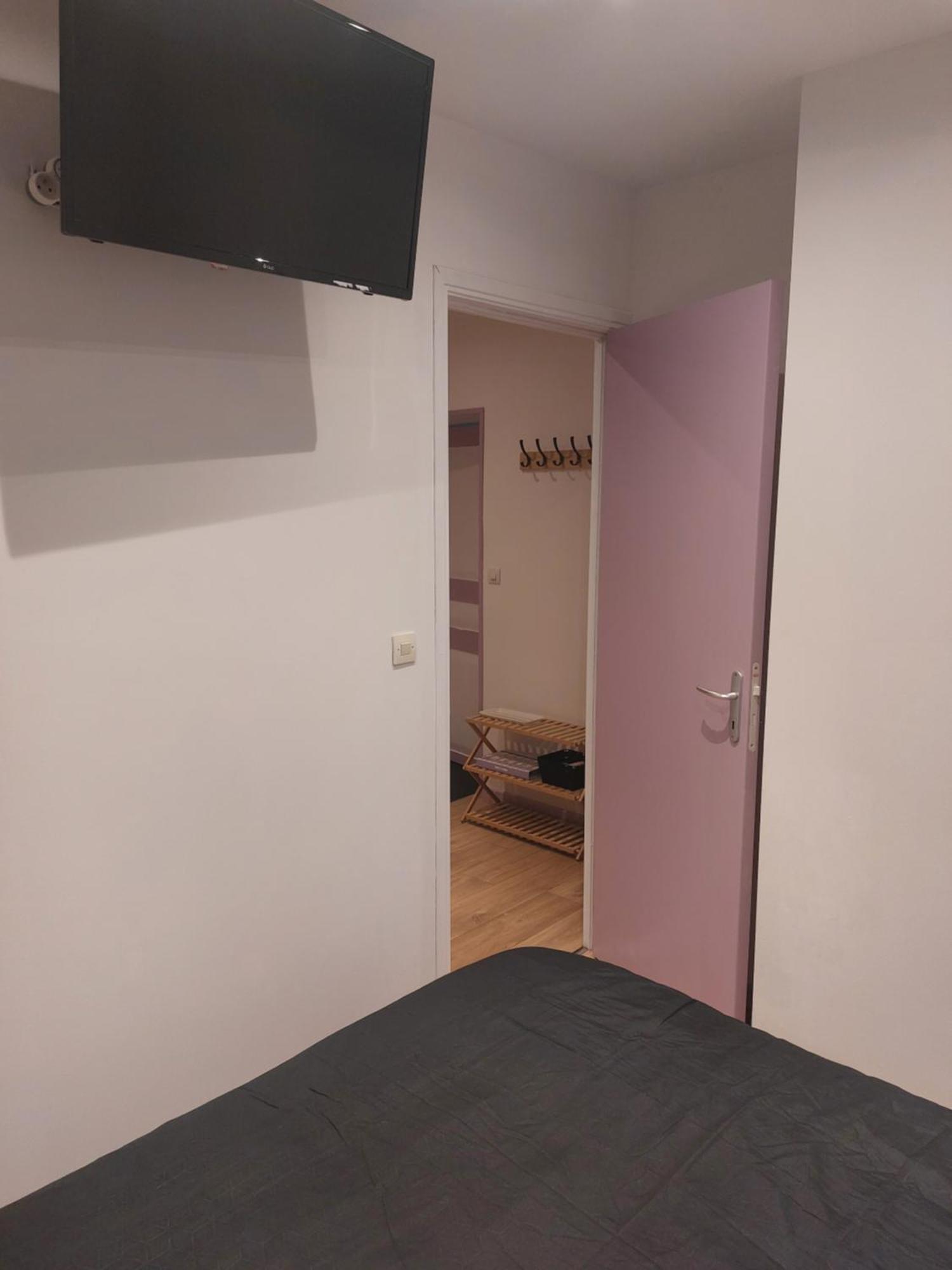 Studio Refait A Neuf Clos Saint Genest Manzat Eksteriør billede